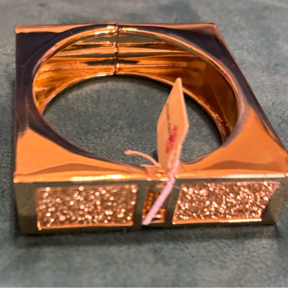 Sophisticated Gold Fashion Square Cuff Bangle